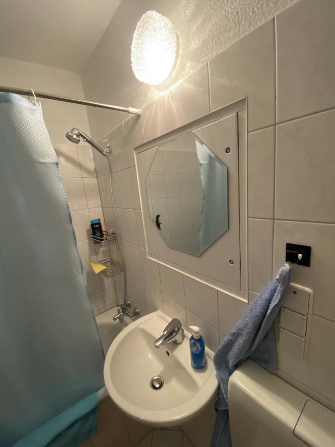 Gemuetliche Mit Smart-tv Und Grossem Balkon Appartamento Berlino